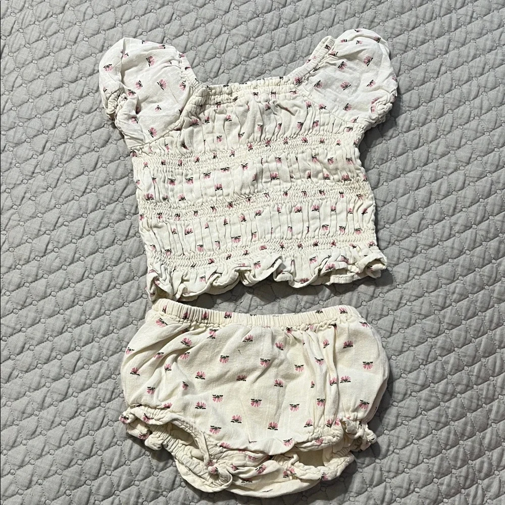 Old Navy Cream and Pink Diaper Cover Set